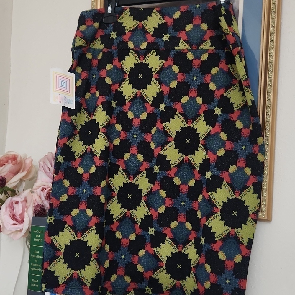 Colorful Patterned Women's Skirt Artsy 2XL Feminine Art To Wear Unique - Picture 3 of 6